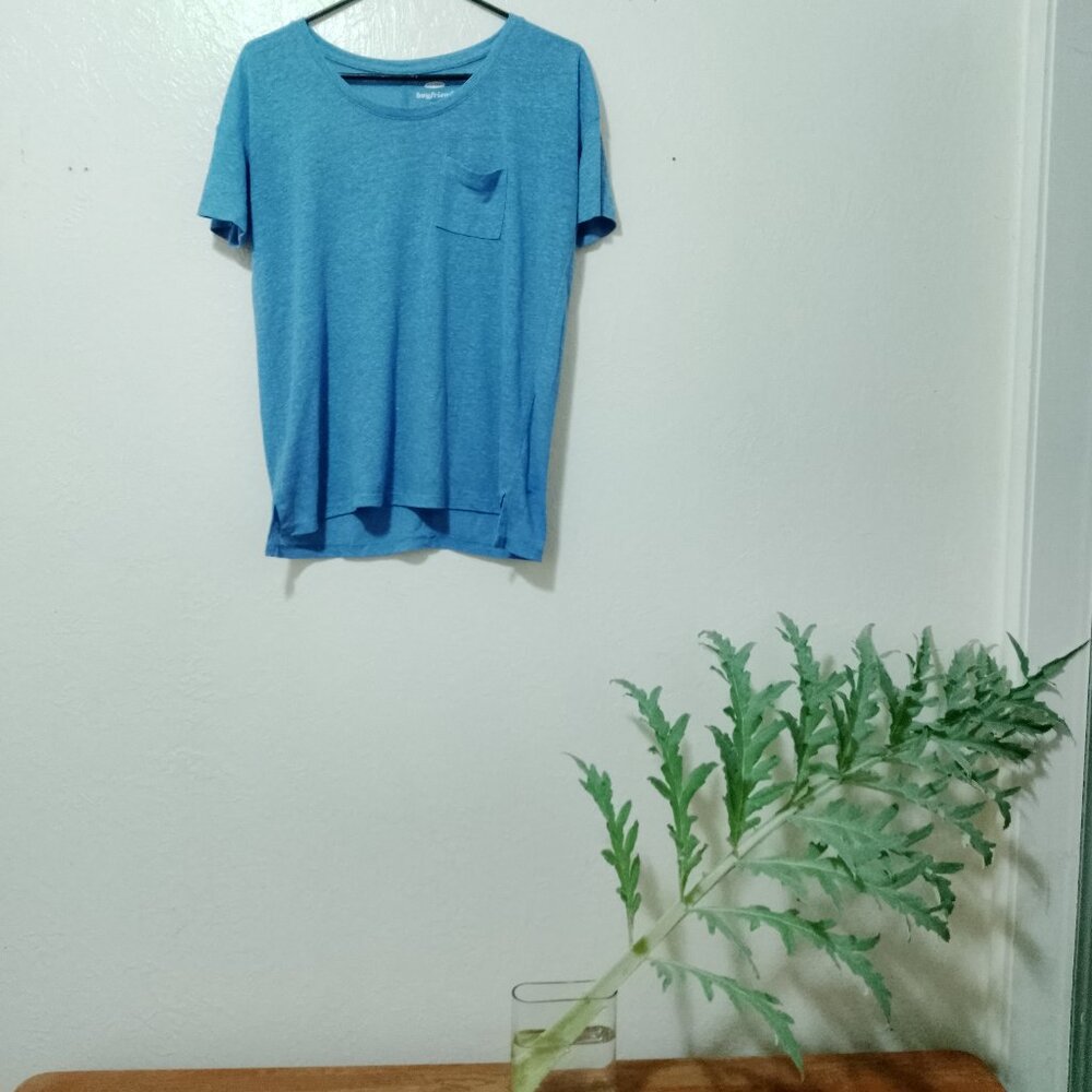 NWOT Blue Linen Blend T Shirt Minimalist Capsule Comfy Travel Vacation Natural